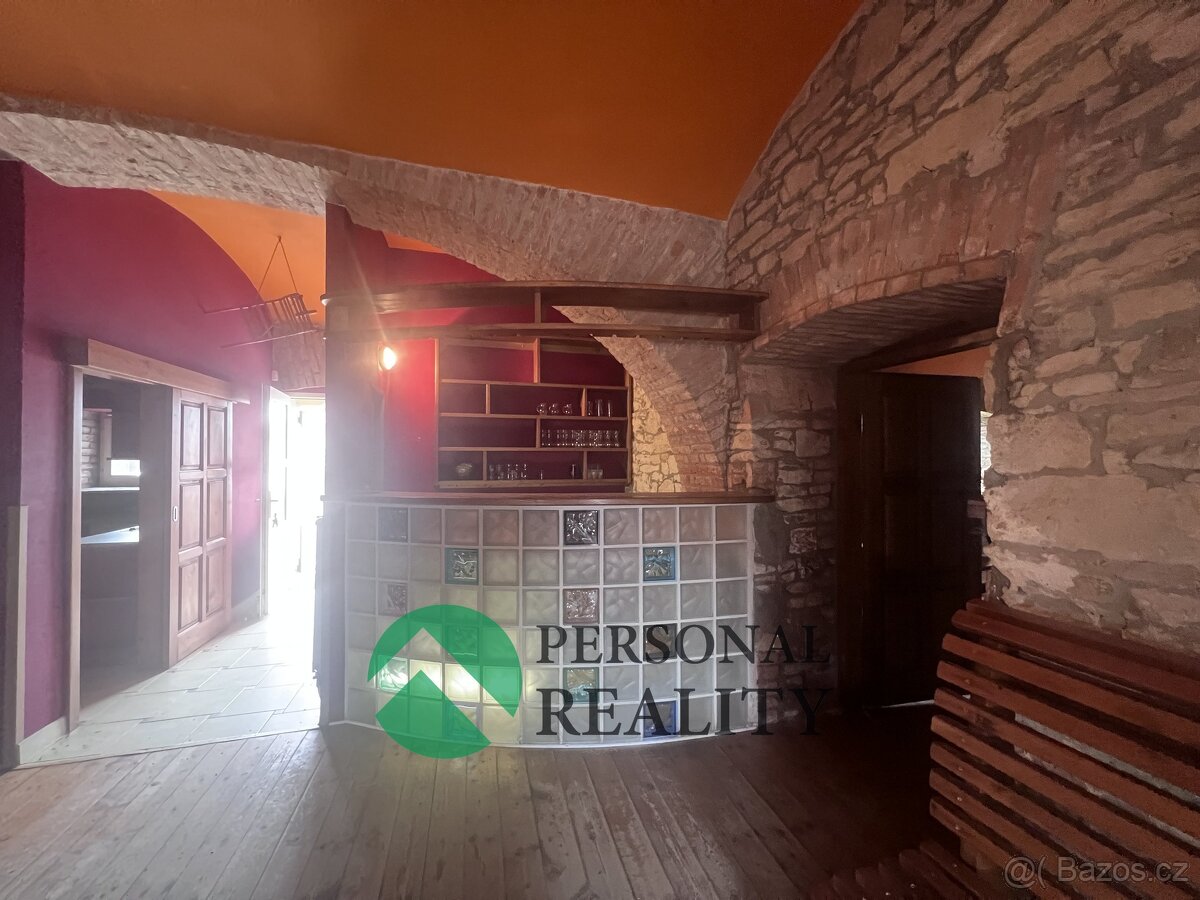 Pronájem obchodního prostoru 315 m², Tursko, ev.č. 02890 - 13