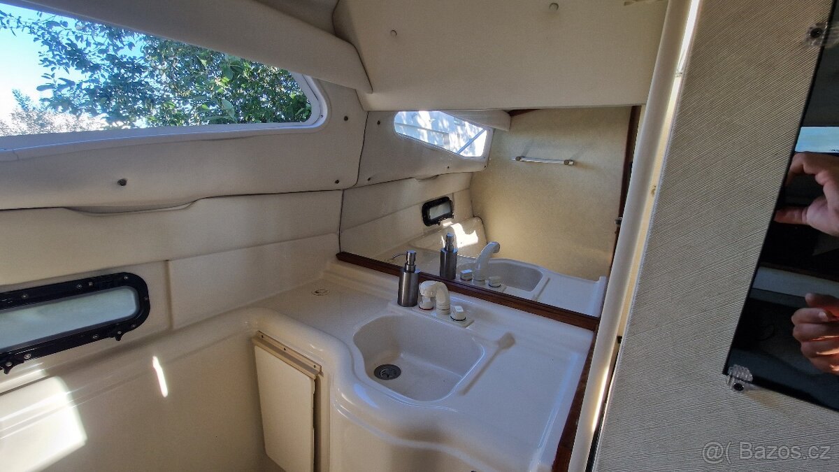 Bayliner Ciera 2655 + vlek 3.5T - sleva - 13