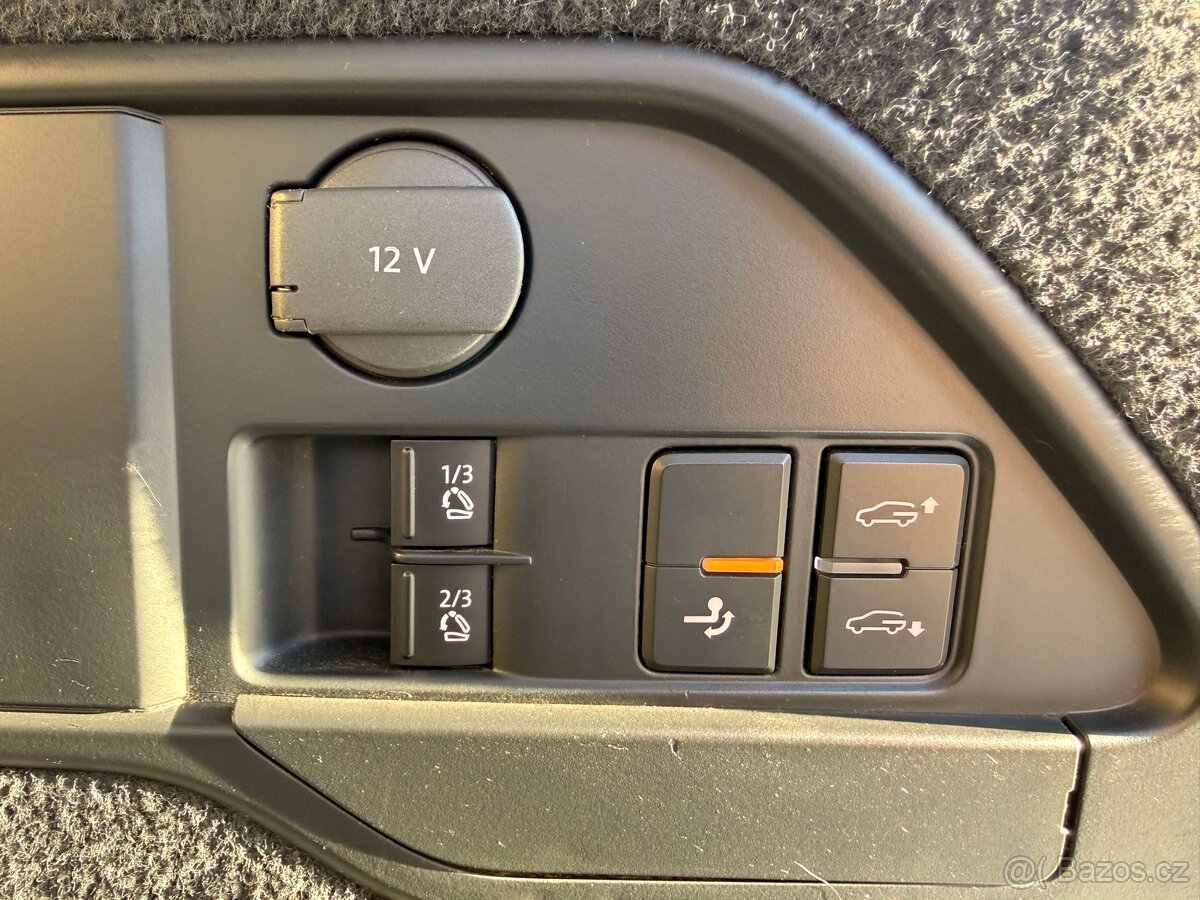 VW TOUAREG 3.0TDI 180kW VZDUCH,NAVI / PO VELKÉM SERVISE/ - 13