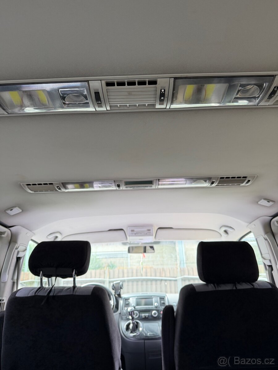 VW Multivan T5 2.5TDI - 7 míst - 13