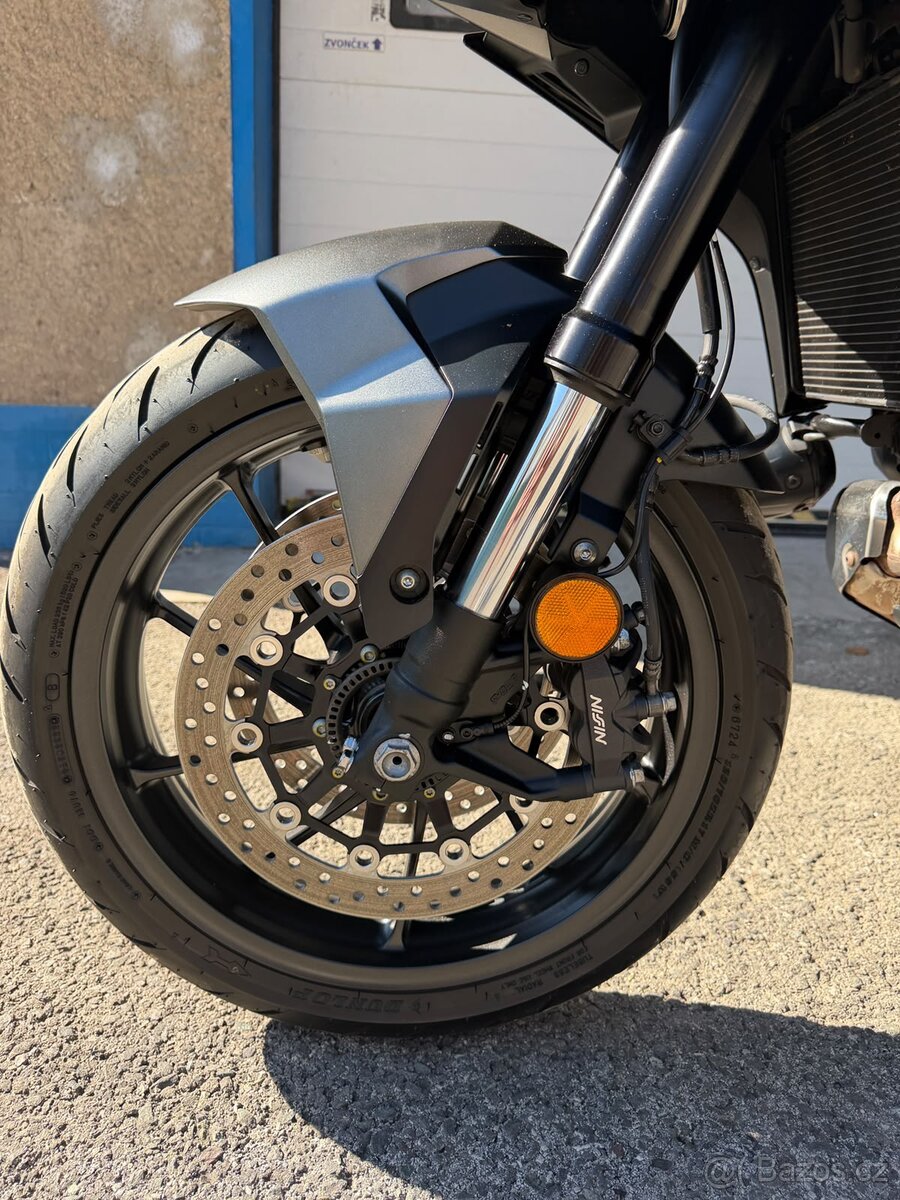 Honda NT 1100 - 13