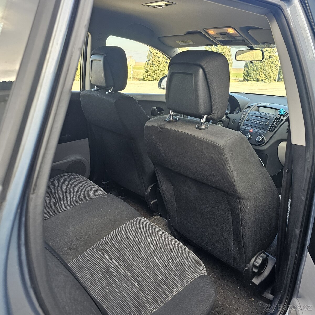 Kia Ceed 1.6 Nafta 2009 r.v - 13