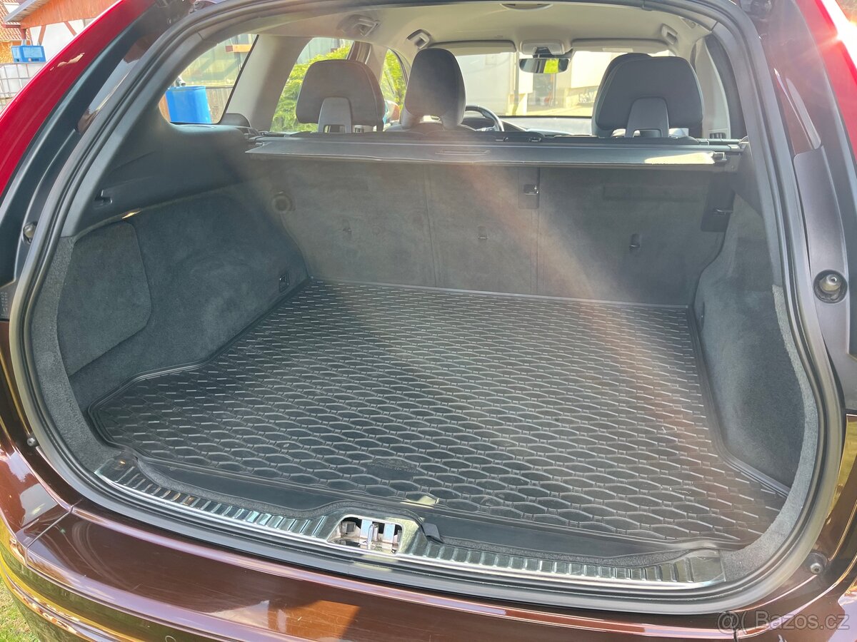 Volvo xc 60 D4 140 kw rv 2015 - 13