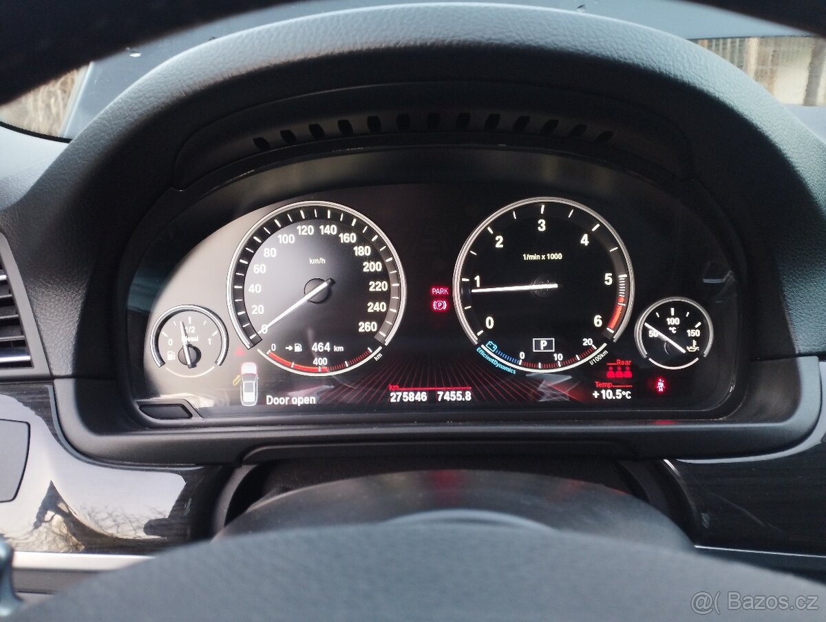Prodám BMW F11 520d touring - 13