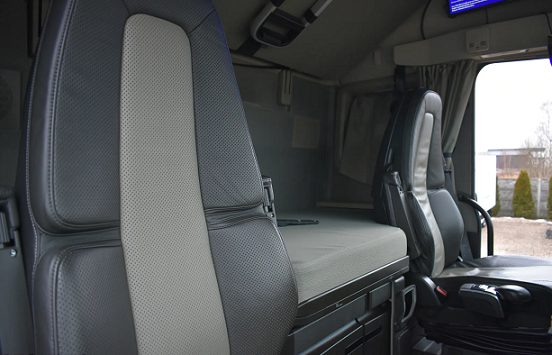 Volvo FH500 LowDeck - tahač návěsů - 13