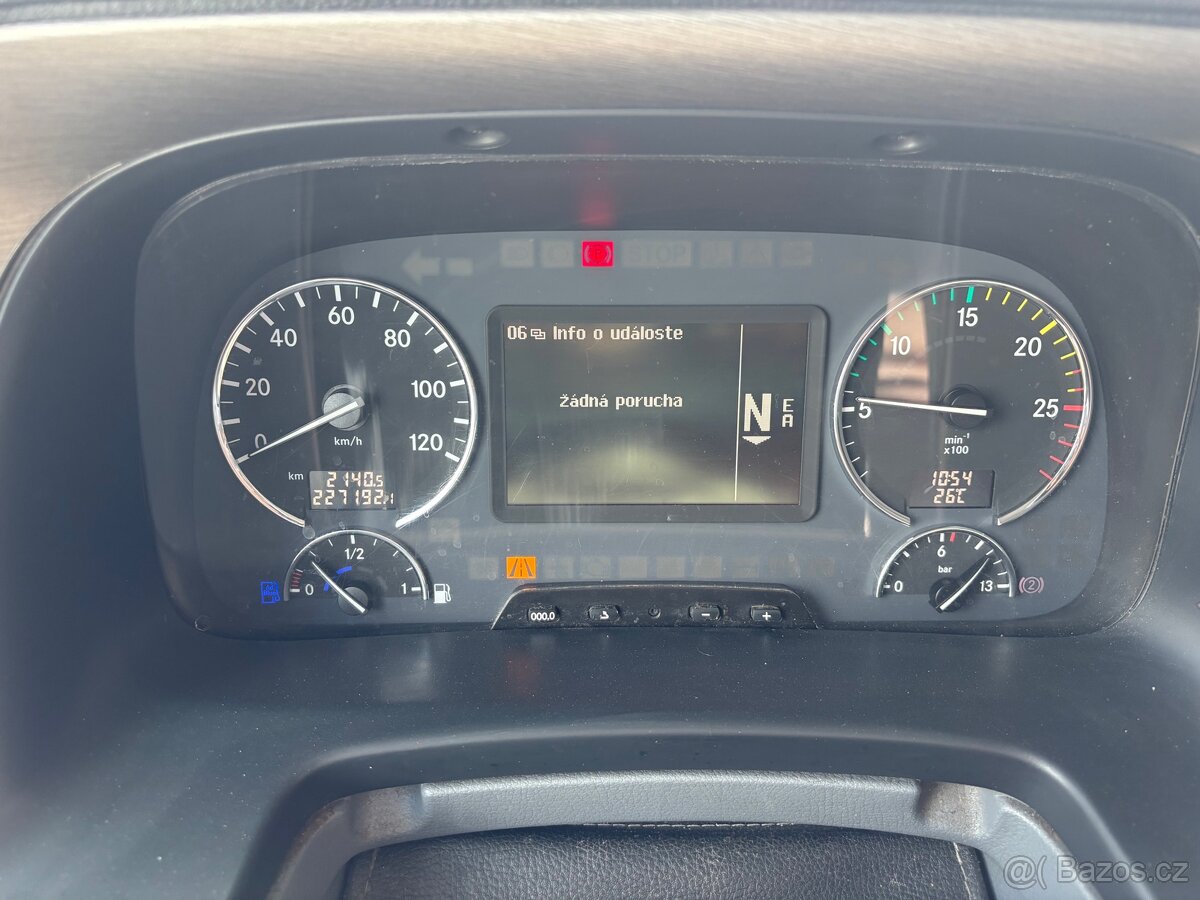 Mercedes MP3 kassbohrer supertrans - 13