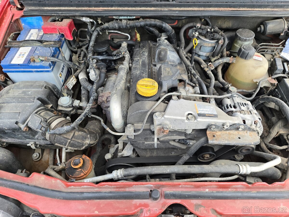 Suzuki Jimny 1.5dCi - 13