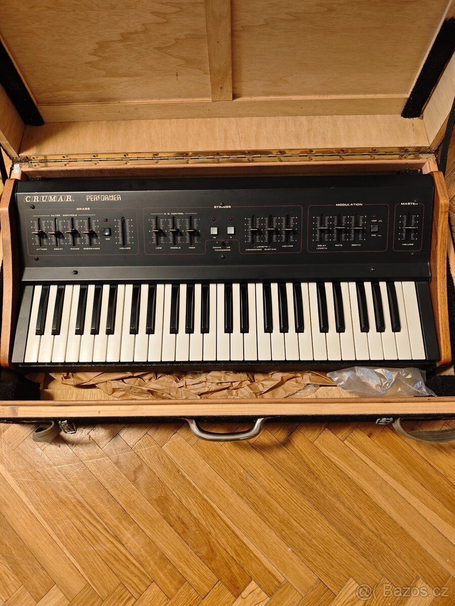 Crumar syntetizator - 13