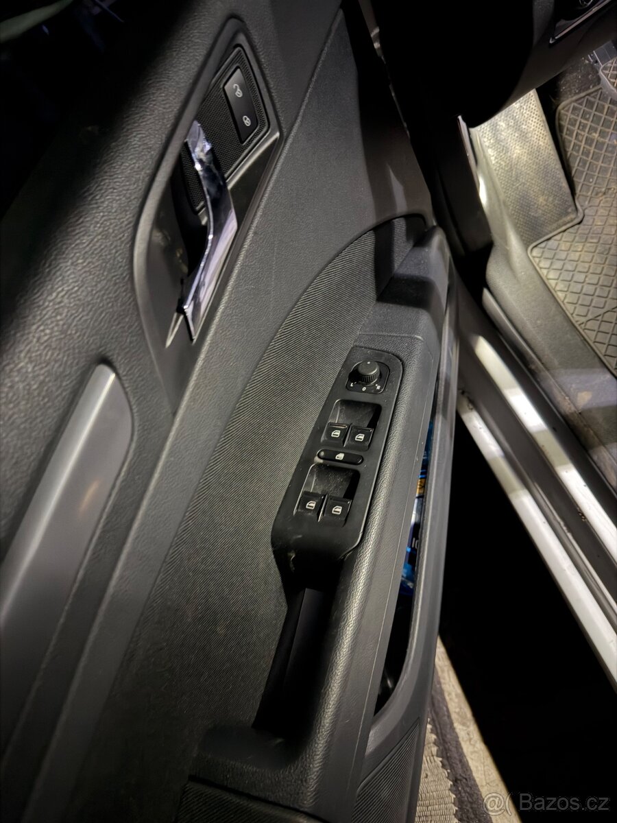 Škoda Superb combi 1.4tsi 92kw - 13