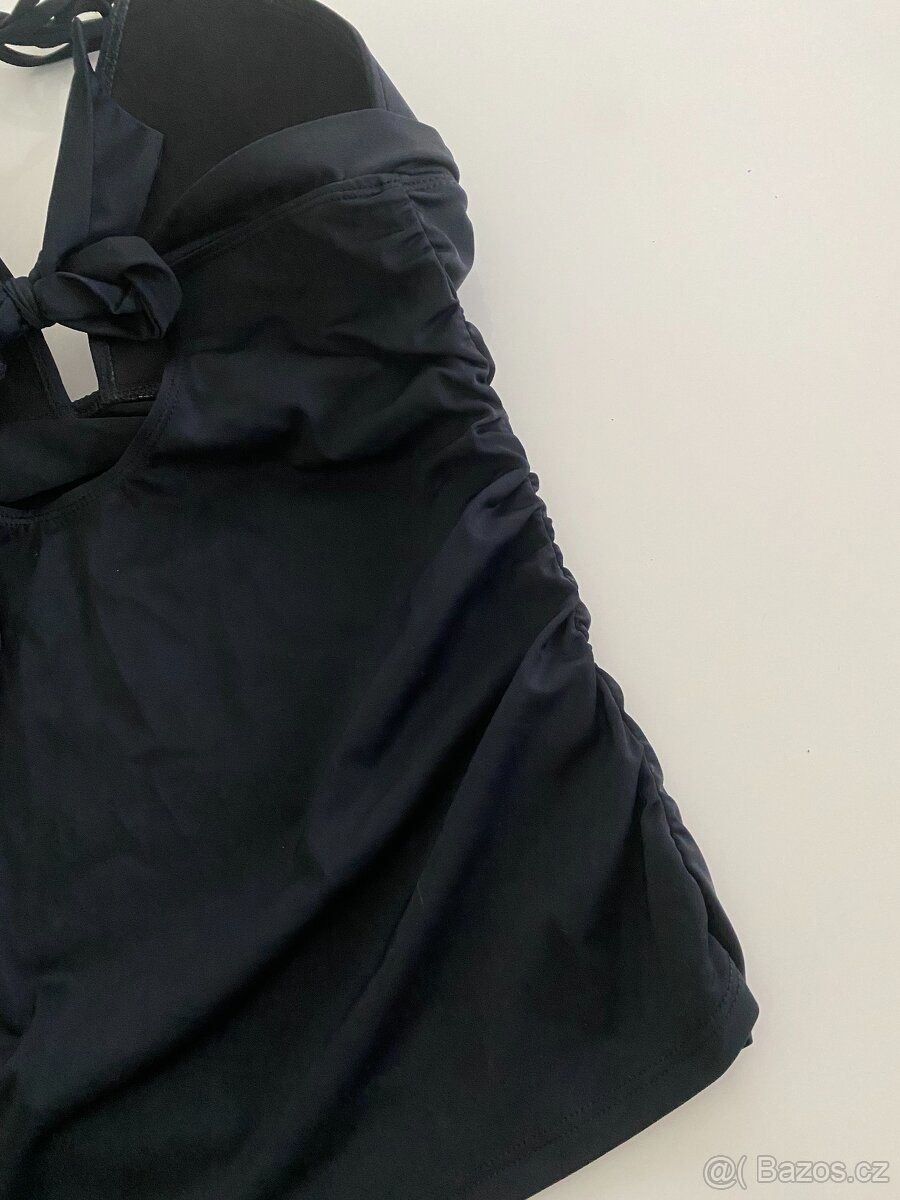 Tankiny - vrchní díly, vel. M - L - 13