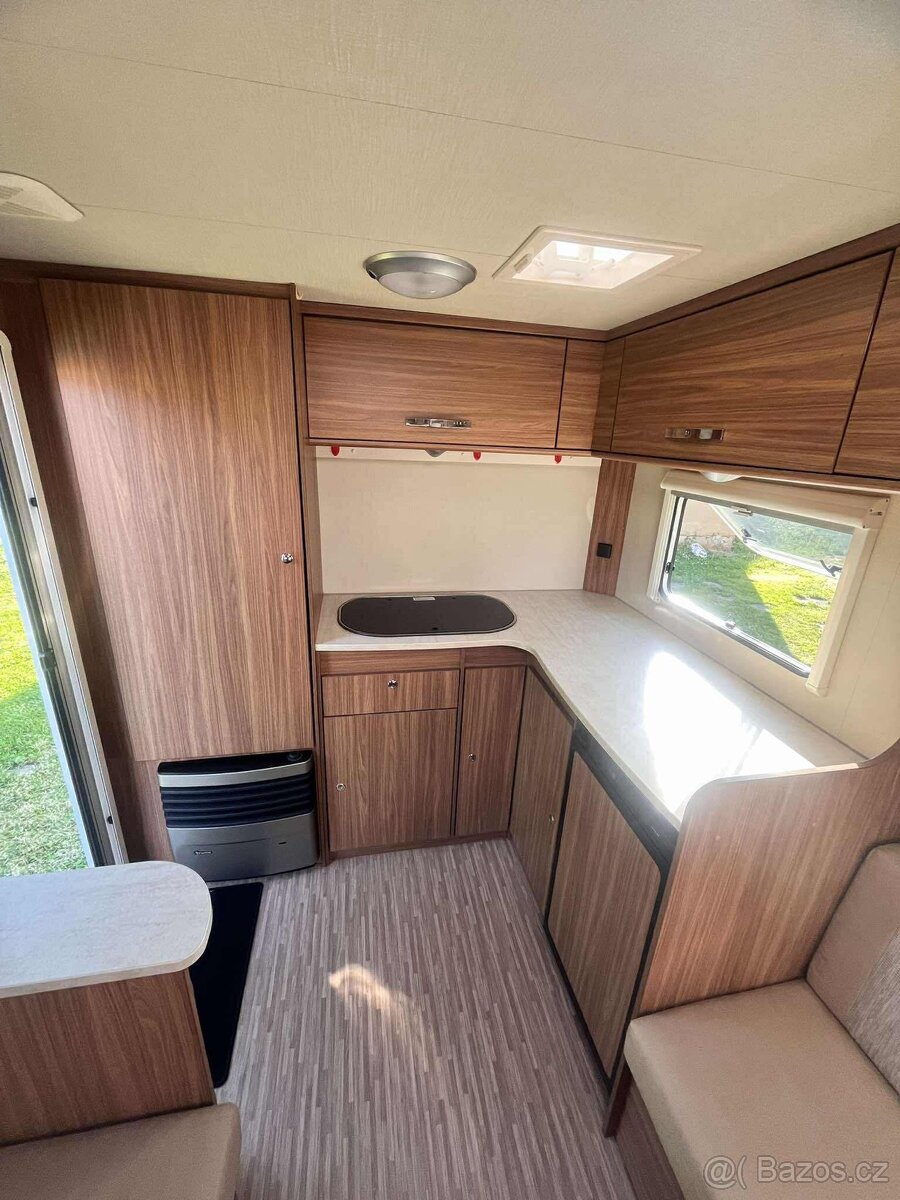 Karavan CARADO 157L - 13