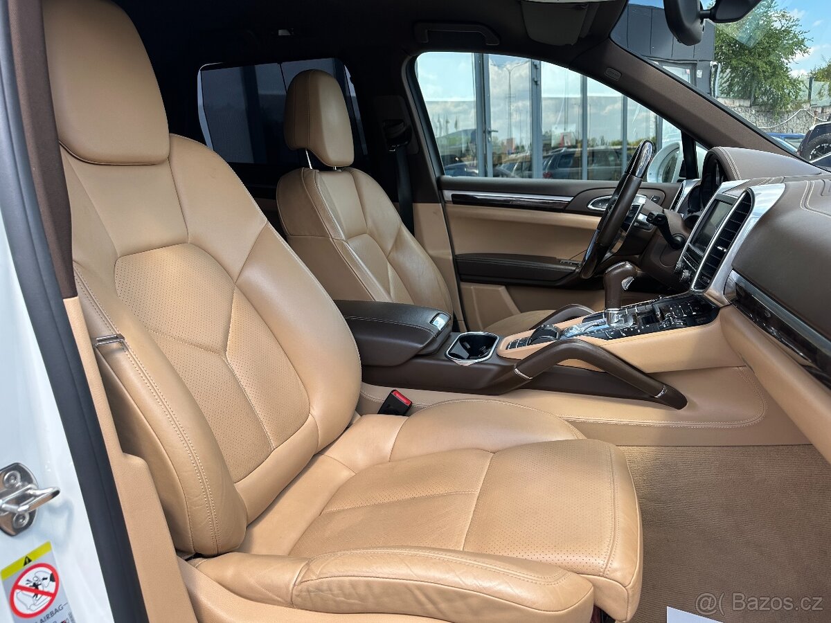 Porsche Cayenne 2015 - 13