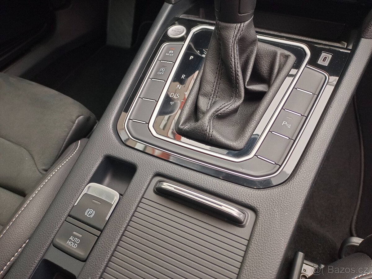 VW Passat B8 Variant Elegance TDI DSG - záruka Autodraft - 13