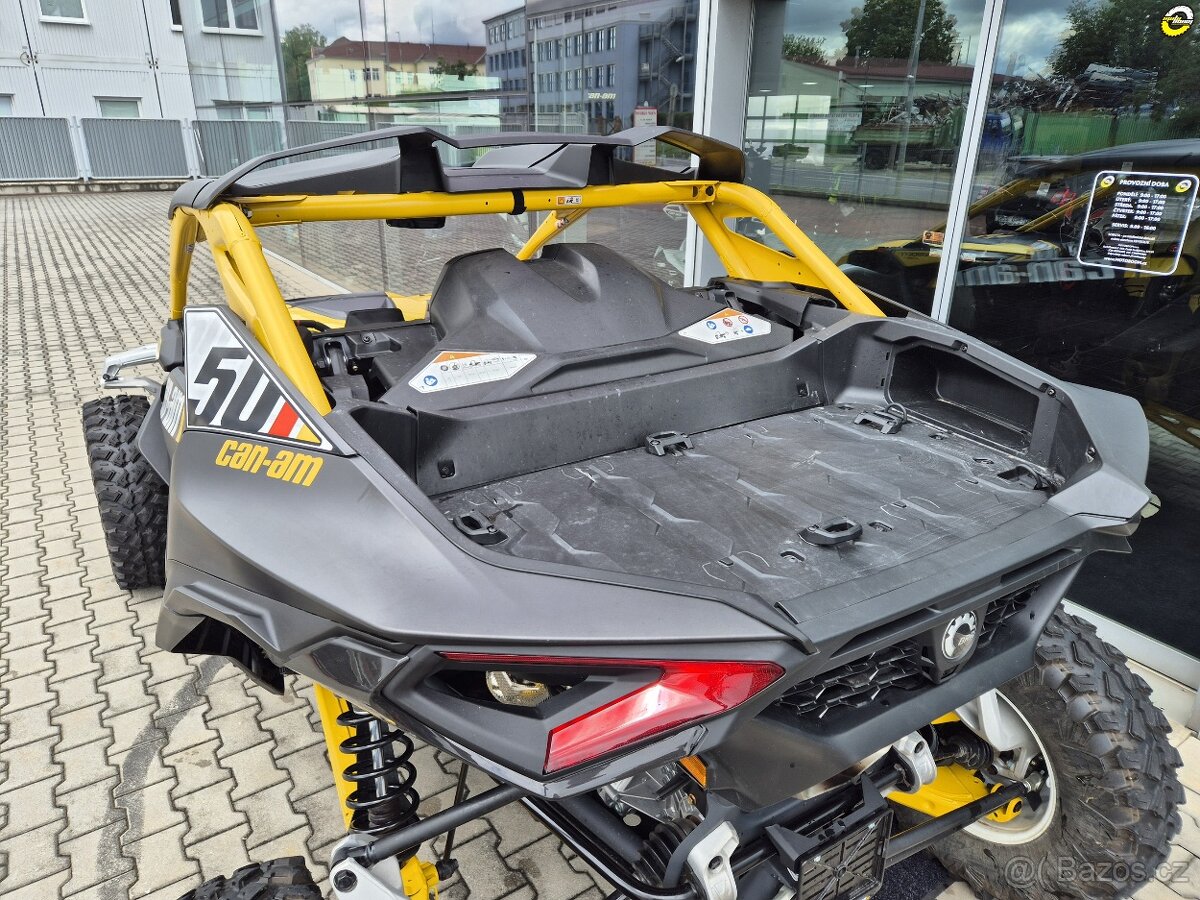 CAN-AM Maverick R - 13