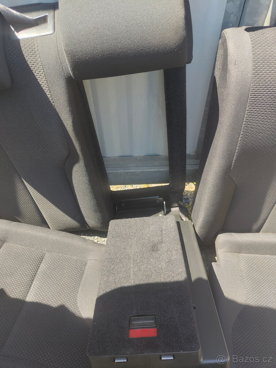 Sedačky Passat B6 - 13