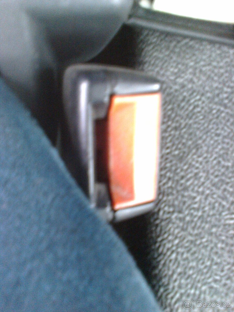 Sedačka – DAF LF – ORIGINAL – moc pěkný sedák – 995,-Kč - 13