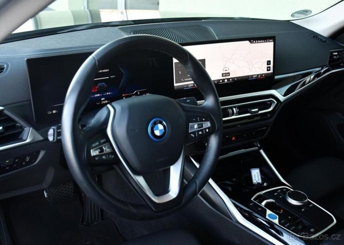 BMW i4 eDrive40 NAV CARPLAY KAMERA 1M - 13