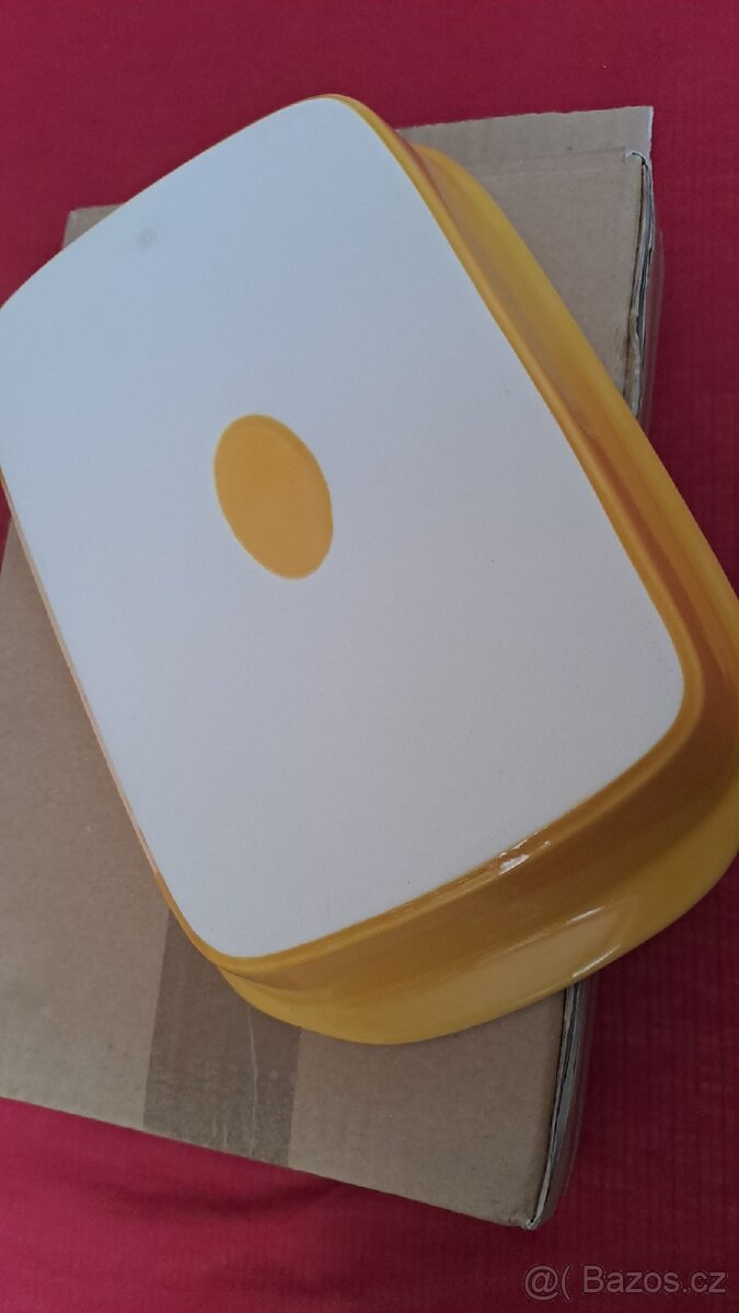 Dortová forma, zapékací misky, lapač vos, květináčky, - 13