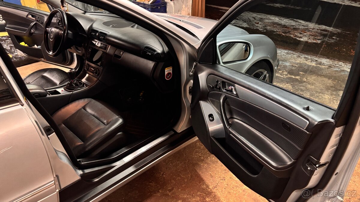 Mercedes Benz C320cdi 165kw Avantgarde MANUÁL - 13