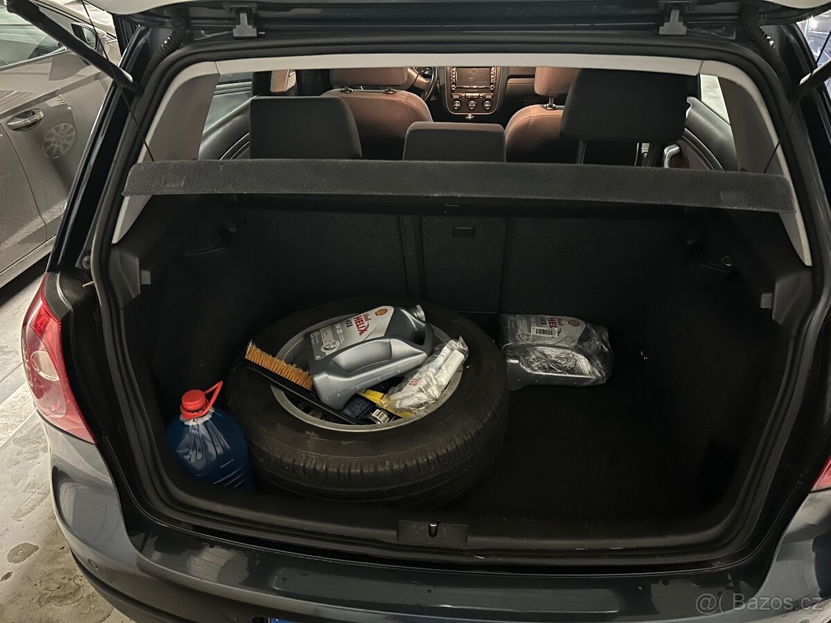 Volkswagen Golf V 1.9 TDI - 13