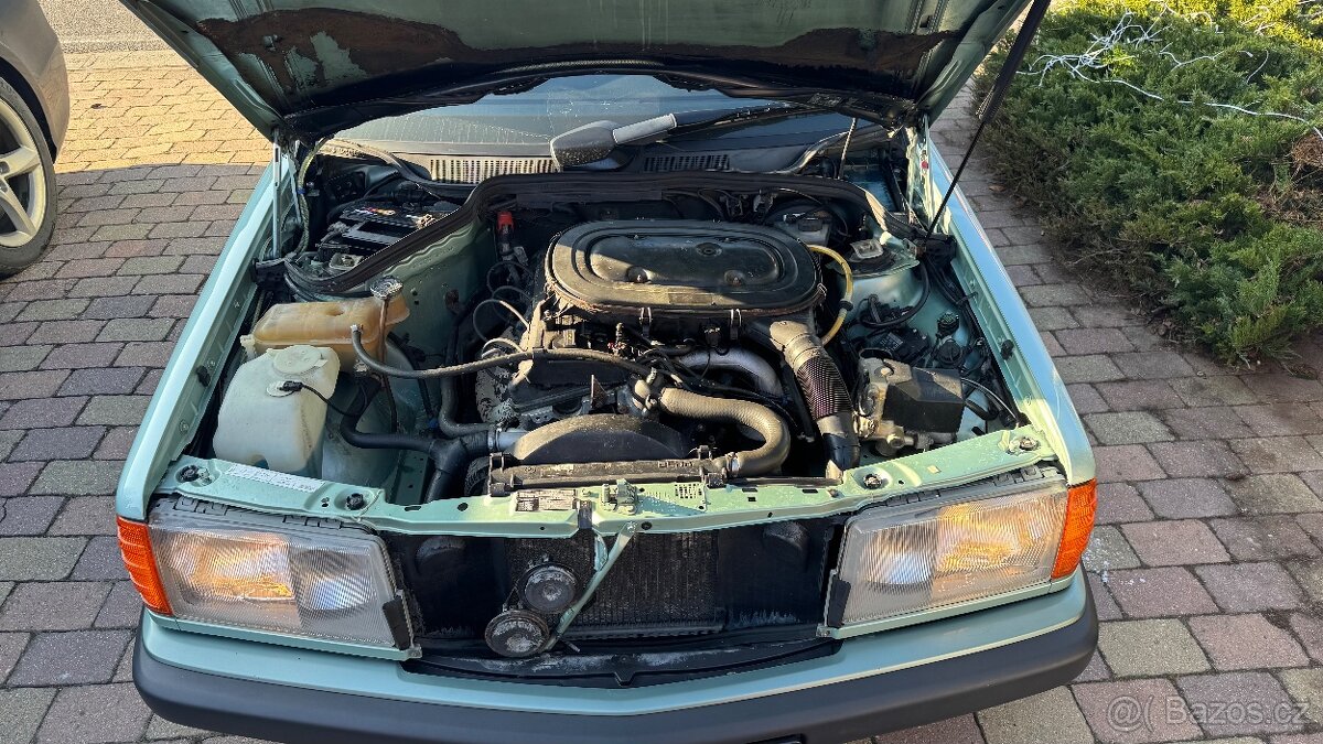 Mercedes Benz w201 190e - 13