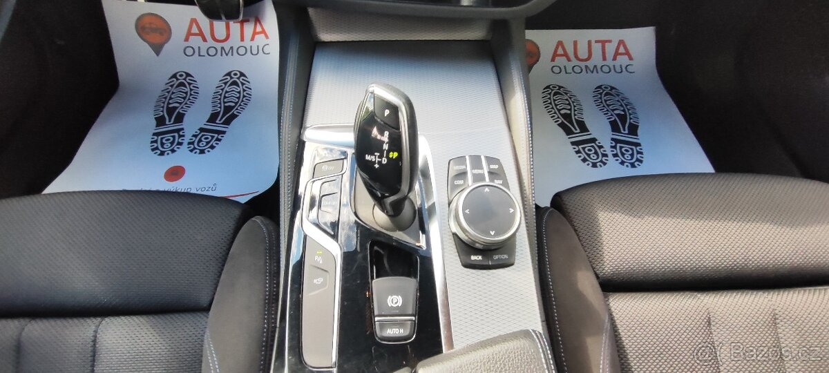 BMW Řada 5, 530d Touring M paket DPH - 13