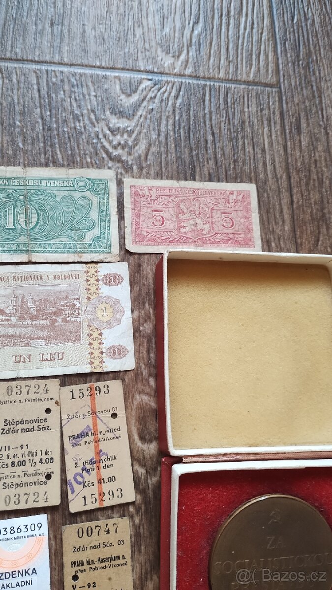 Plaketa, bankovky atd. - 13