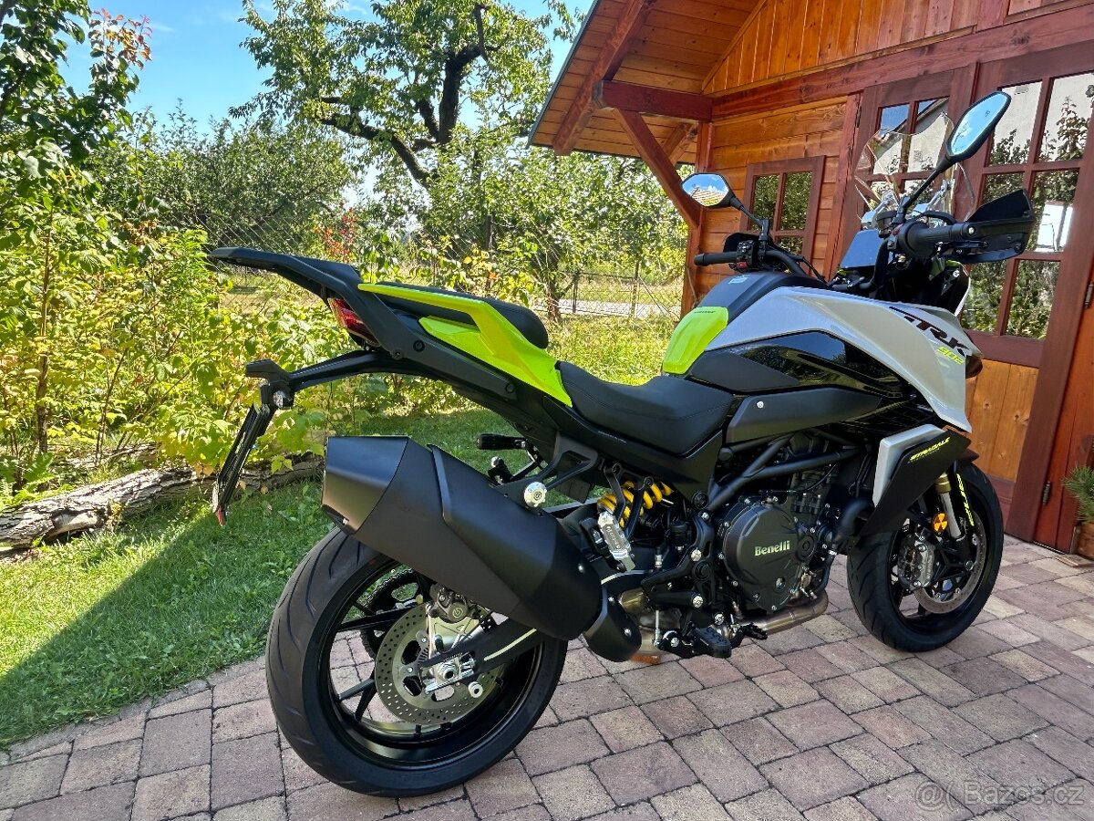 Benelli TRK 902 Stradale - 13