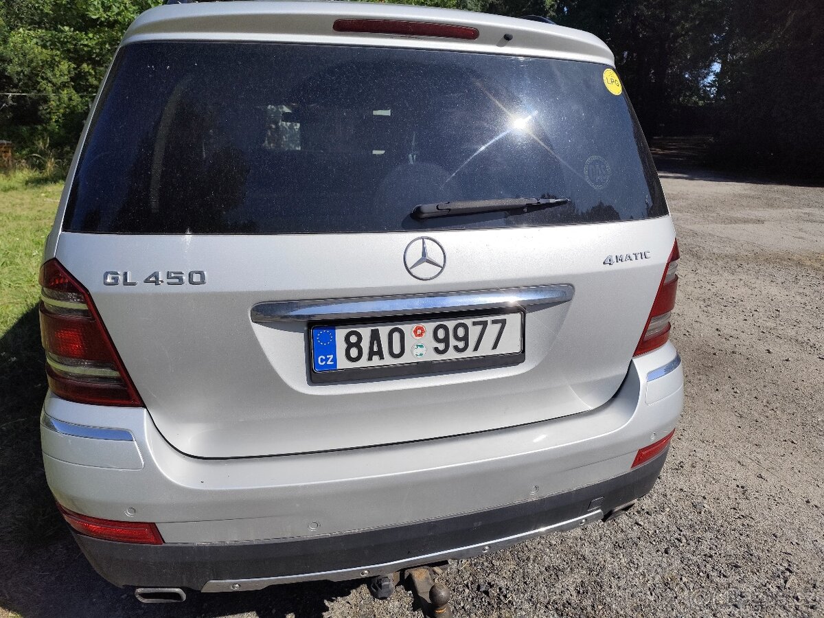 GL 450 4MATIC, US verze. LPG - 13