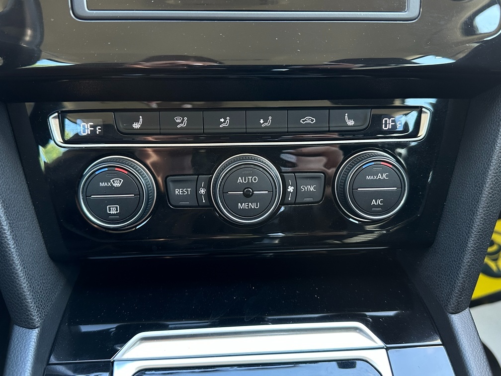 Volkswagen Passat 2016 - 13