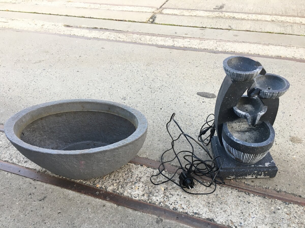 Zahradni stolek - 13