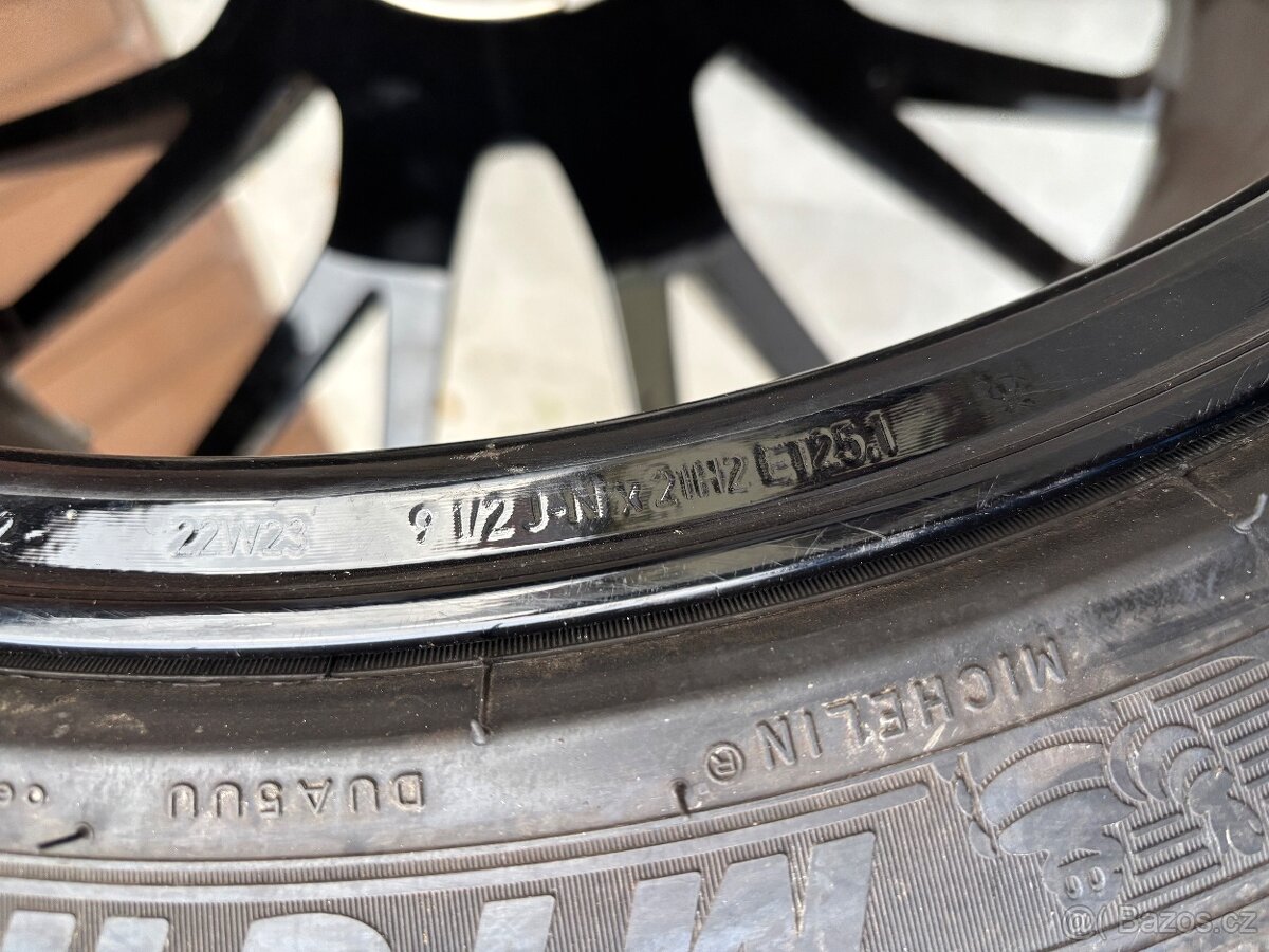 Mercedes E53 W214 originál Zimní Michelin - 13