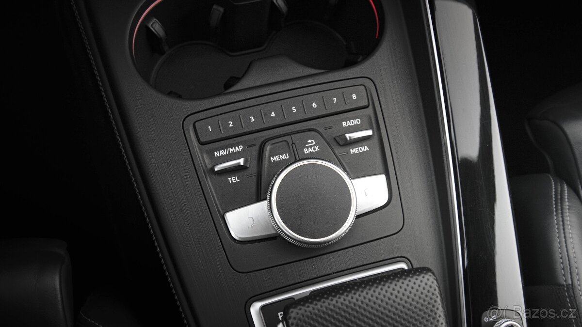Audi RS4, Quattro 2,9TFSI/331kW DPH 360° - 13