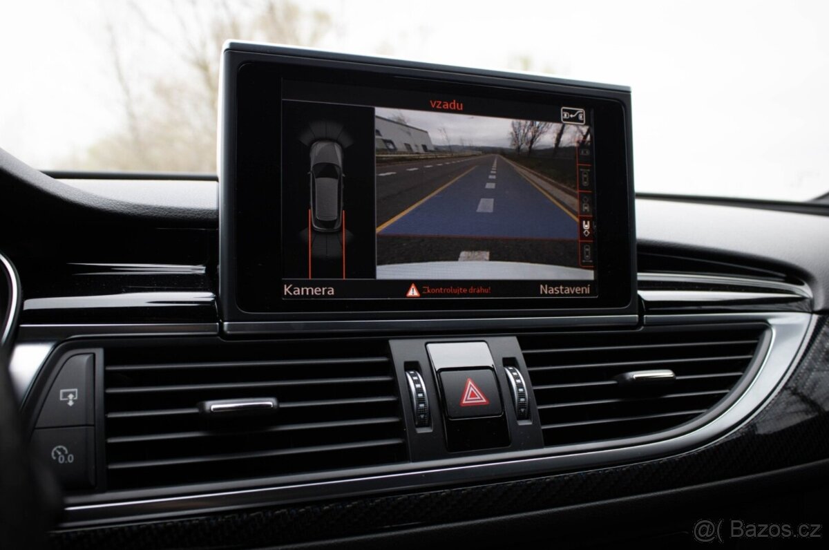 Audi RS6 quattro - 13