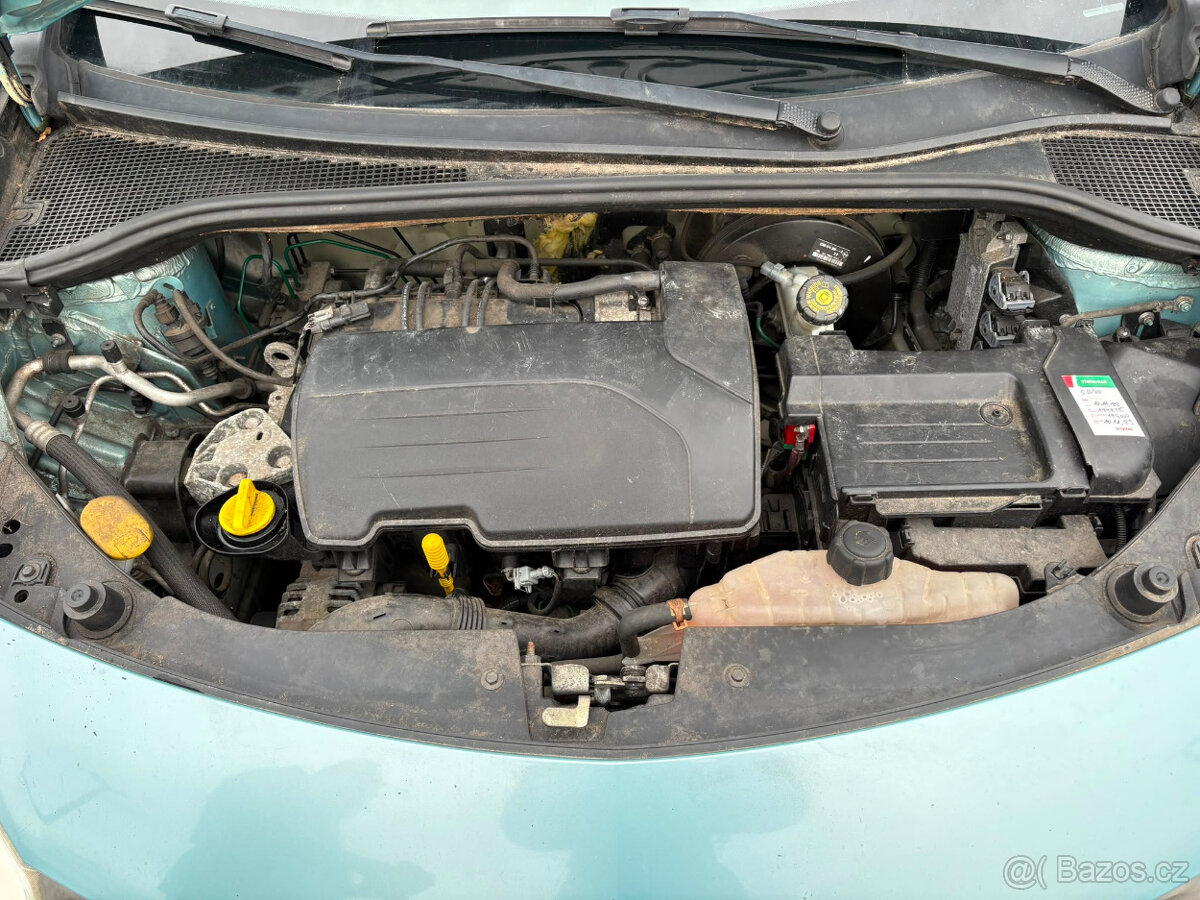 Renault Clio - 13