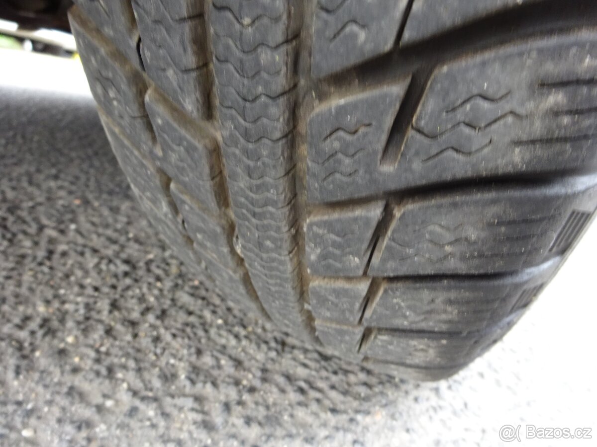 Nissan Pixo 1,0 i - 13