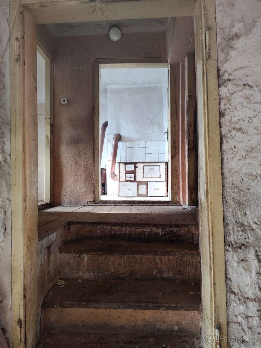Dům 2+1 v Lišově - 13