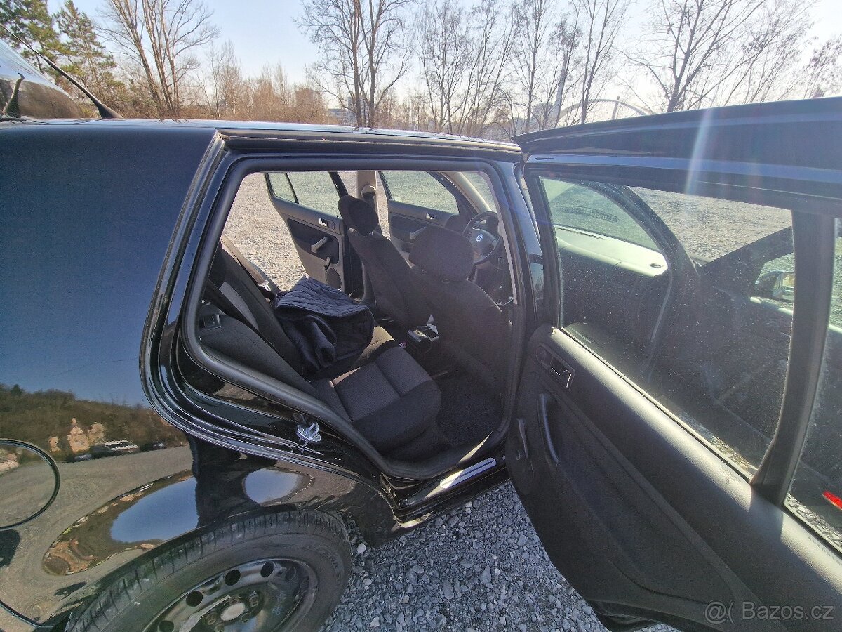 VW Golf 1.6 - 13