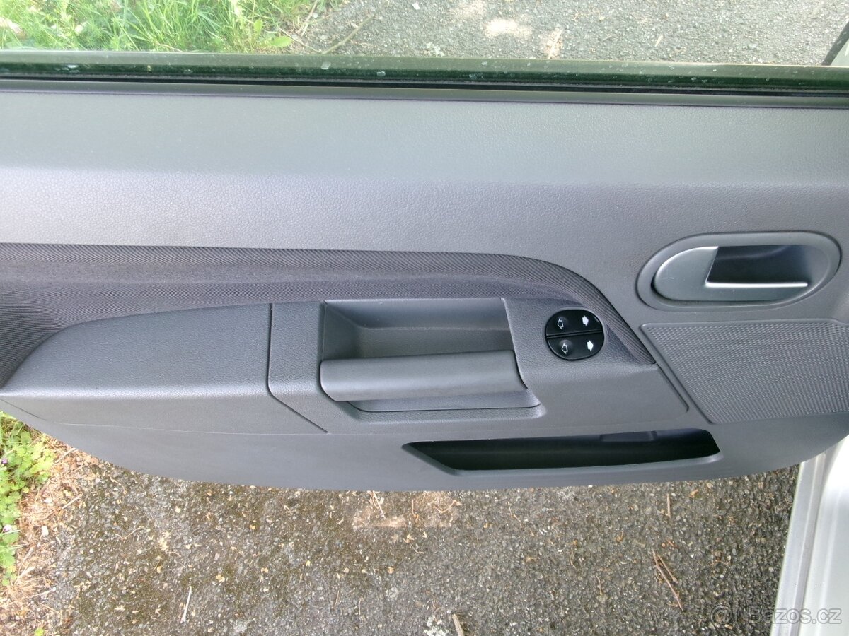 PRODÁM Ford Fusion 1.4 16V KLIMA - 13
