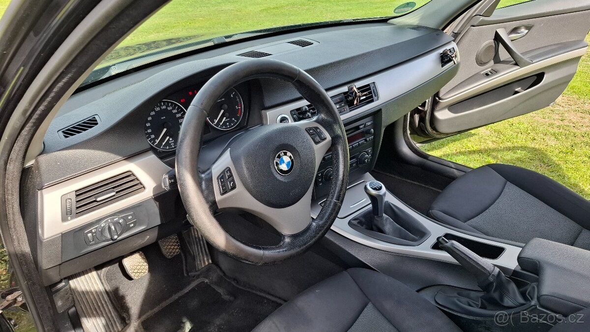 BMW E90 - 13