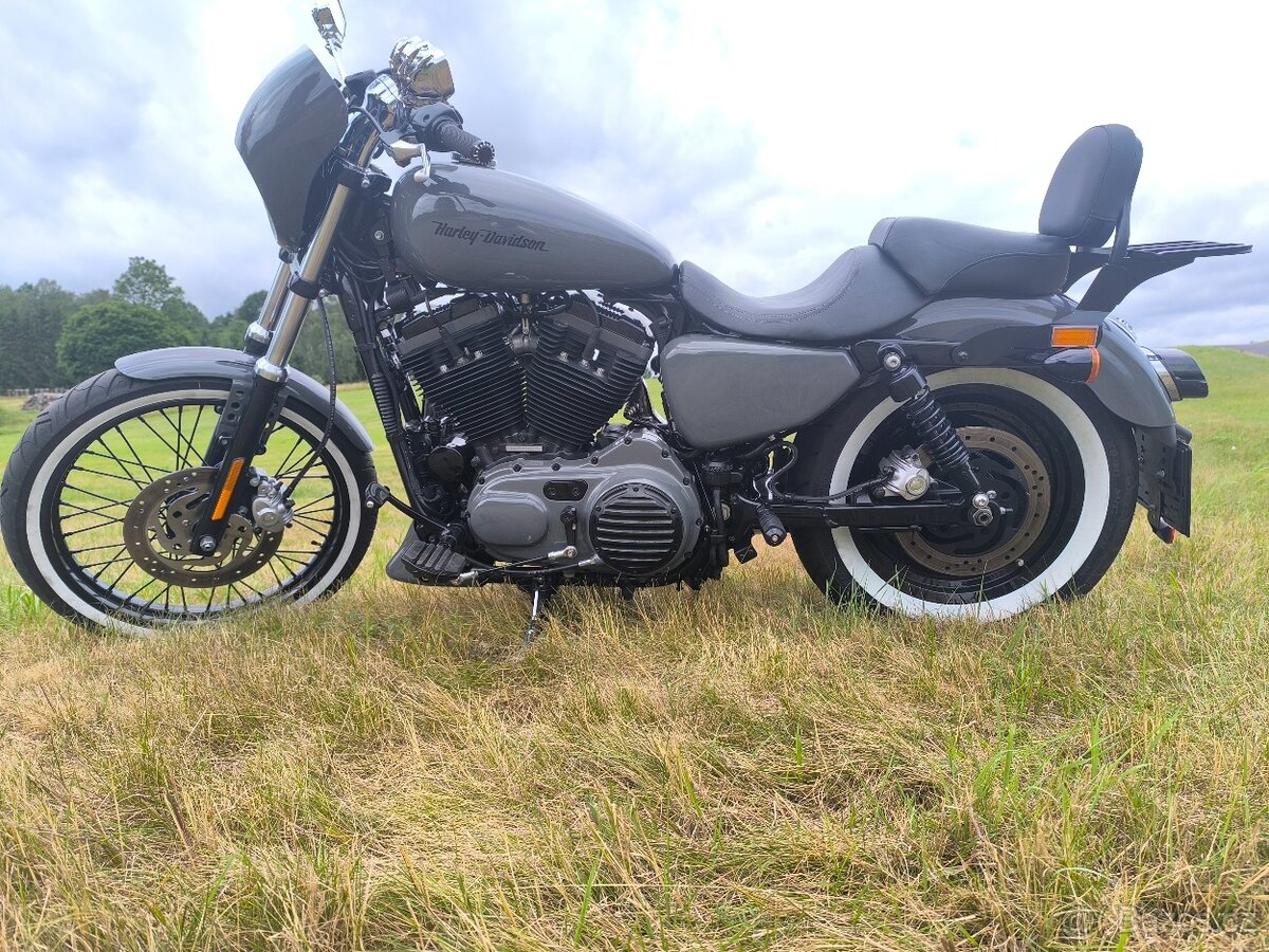 Harley Davidson Sportster Custom - 13