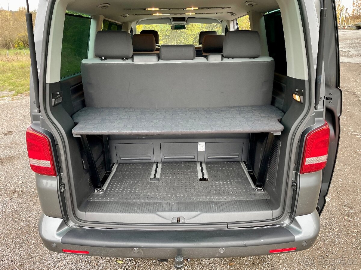 VW Multivan,T5, 2.0 TDI-103 KW, r.v.2011,7míst,Webasto. - 13
