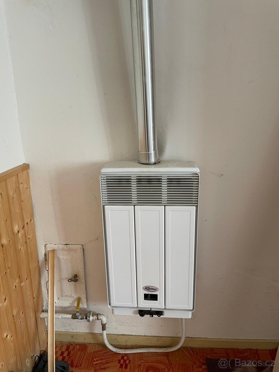 RD 5+1 Rakvice, CP 439 m2, sklep, dvůr - 13