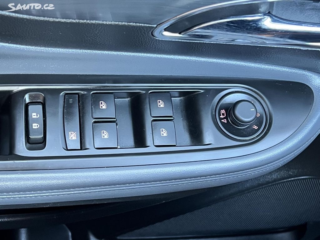 🚗 Opel Mokka 1.4T COSMO AUTOMAT KŮŽE ALU - 13
