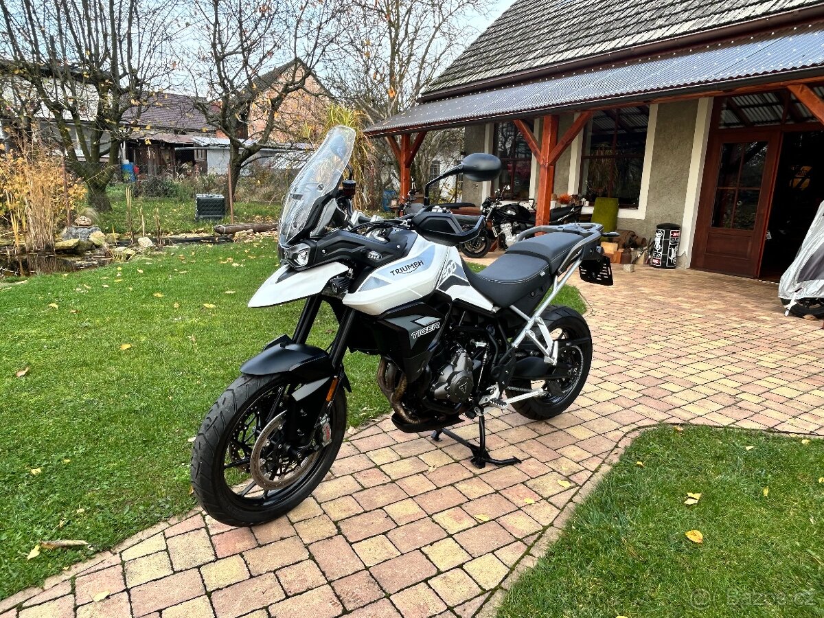 Triumph Tiger 900 GT - 13