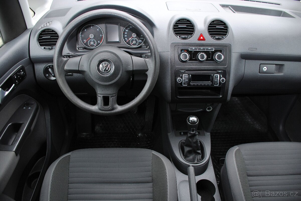 VW CADDY MAXI 2.0TDi 103kW - po 1. majiteli - 7 míst - 13
