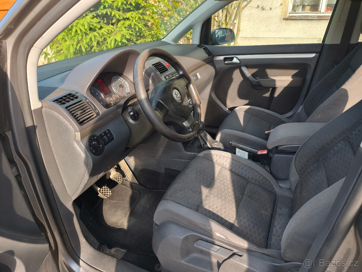 VW Touran - 13