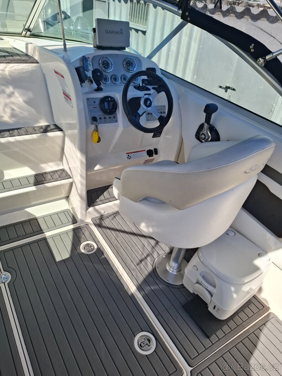 SEA RAY 235 WEEKENDER - 13