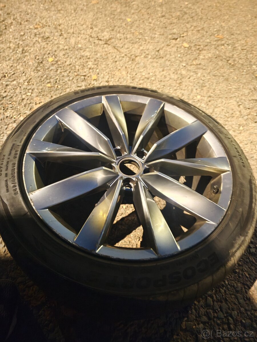VW Arteon Chennai Alu kola 5x112 R19 ET40 +letní pneu - 13