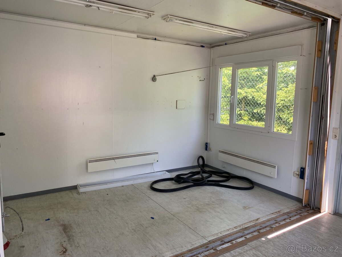 Obytny Duo kontejner 6x5 m s koupelnou - 13